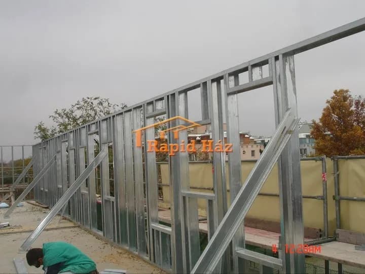 Budapesti épület – Üllői út - 5. kép