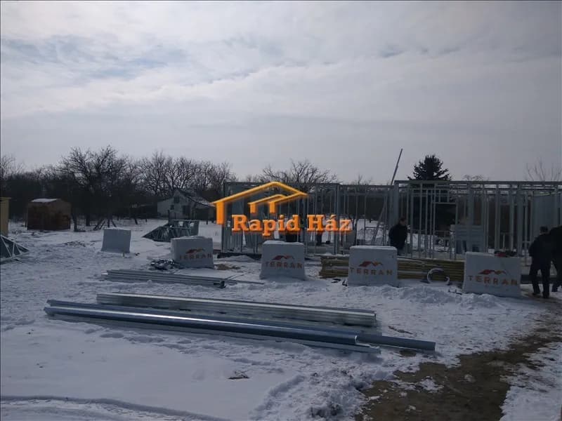 Kecskeméti ipari épület - 3. kép