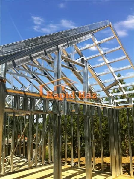 Keszthelyi lakóépület - 6. kép