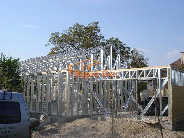 Sződligeti családi ház - 5. kép