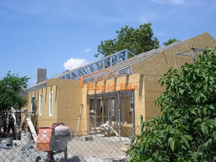 Sződligeti családi ház - 6. kép