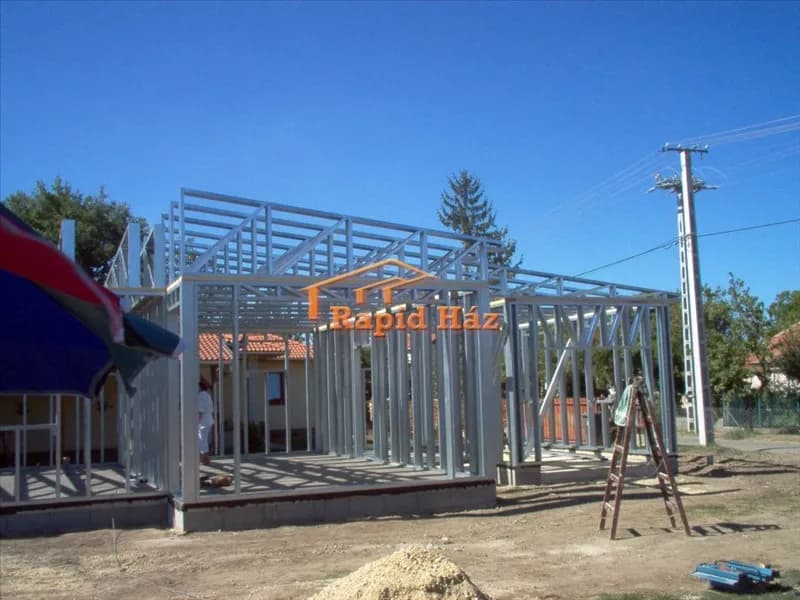 Tiszavasvári lakóépület - 12. kép