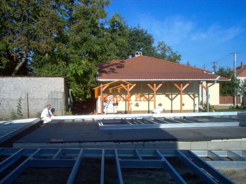 Tiszavasvári lakóépület - 4. kép