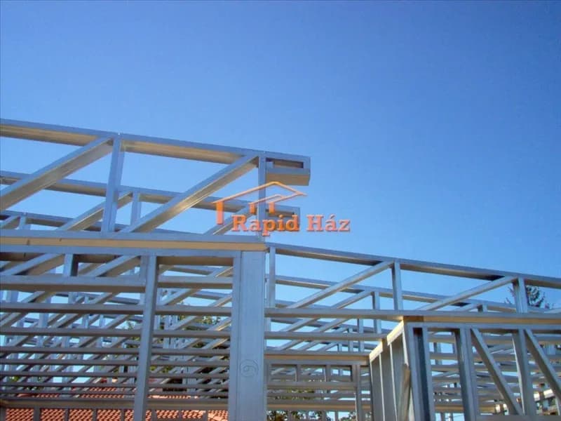 Tiszavasvári lakóépület - 6. kép