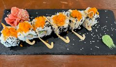 Ebi Ten Tobikko ura maki